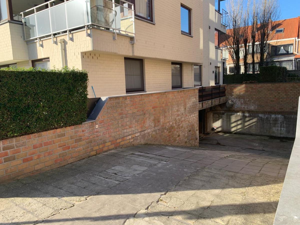 אוסטנדה Top Appartement Met Garage "Au Franelle" מראה חיצוני תמונה