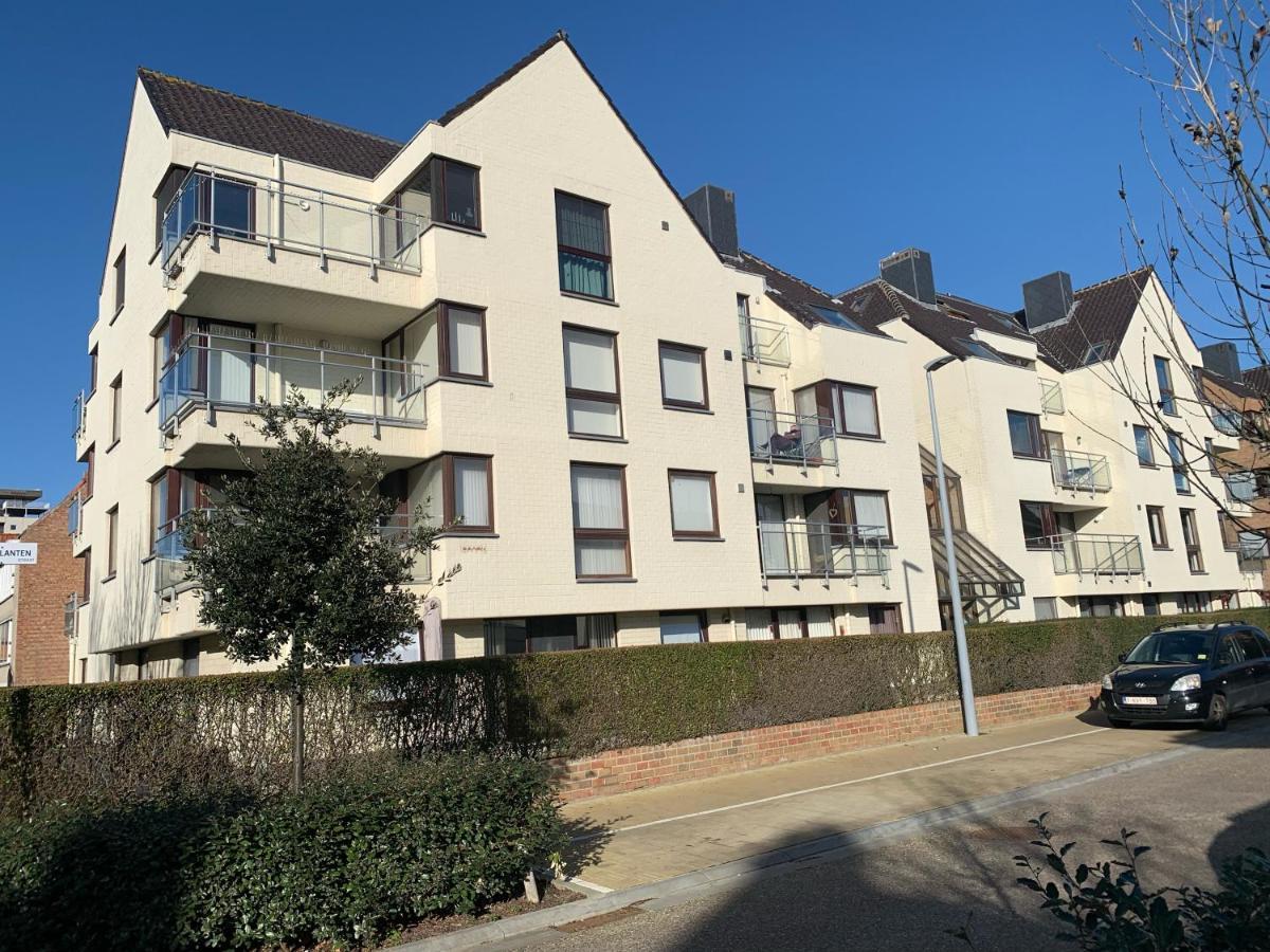 אוסטנדה Top Appartement Met Garage "Au Franelle" מראה חיצוני תמונה